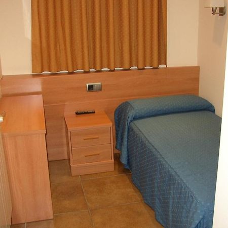 Pensió Sant Antoni Hotel Palau d'Anglesola Habitación foto